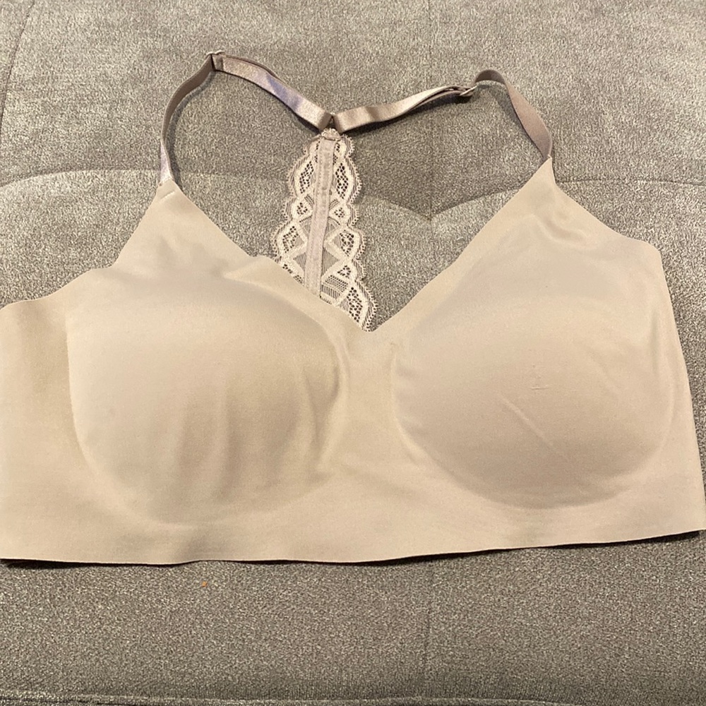 True & Co. true body with lace trim lift bralette